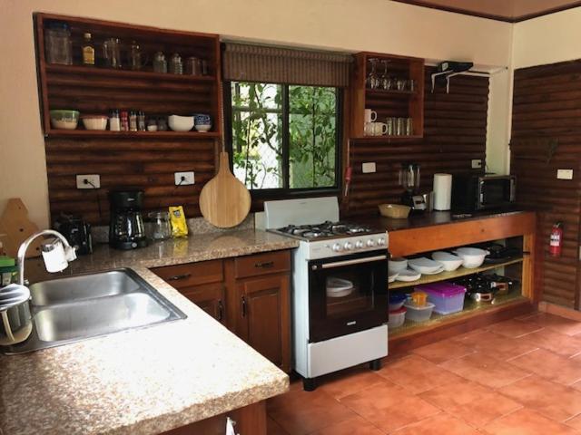 Casa Toucan Mit Privat Pool Near Np Ballena أوفيتا المظهر الخارجي الصورة